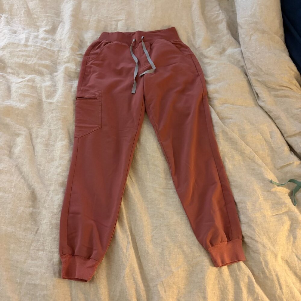 Mauve Zamora High Waisted 2.0 Jogger (S) + Rafaela (XS)